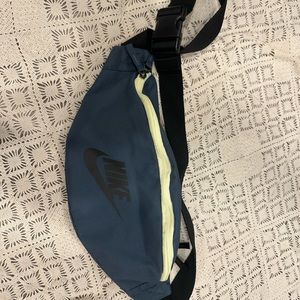 Nike Heritage Hip Pack Waistpack Fanny Pack Cross Body
